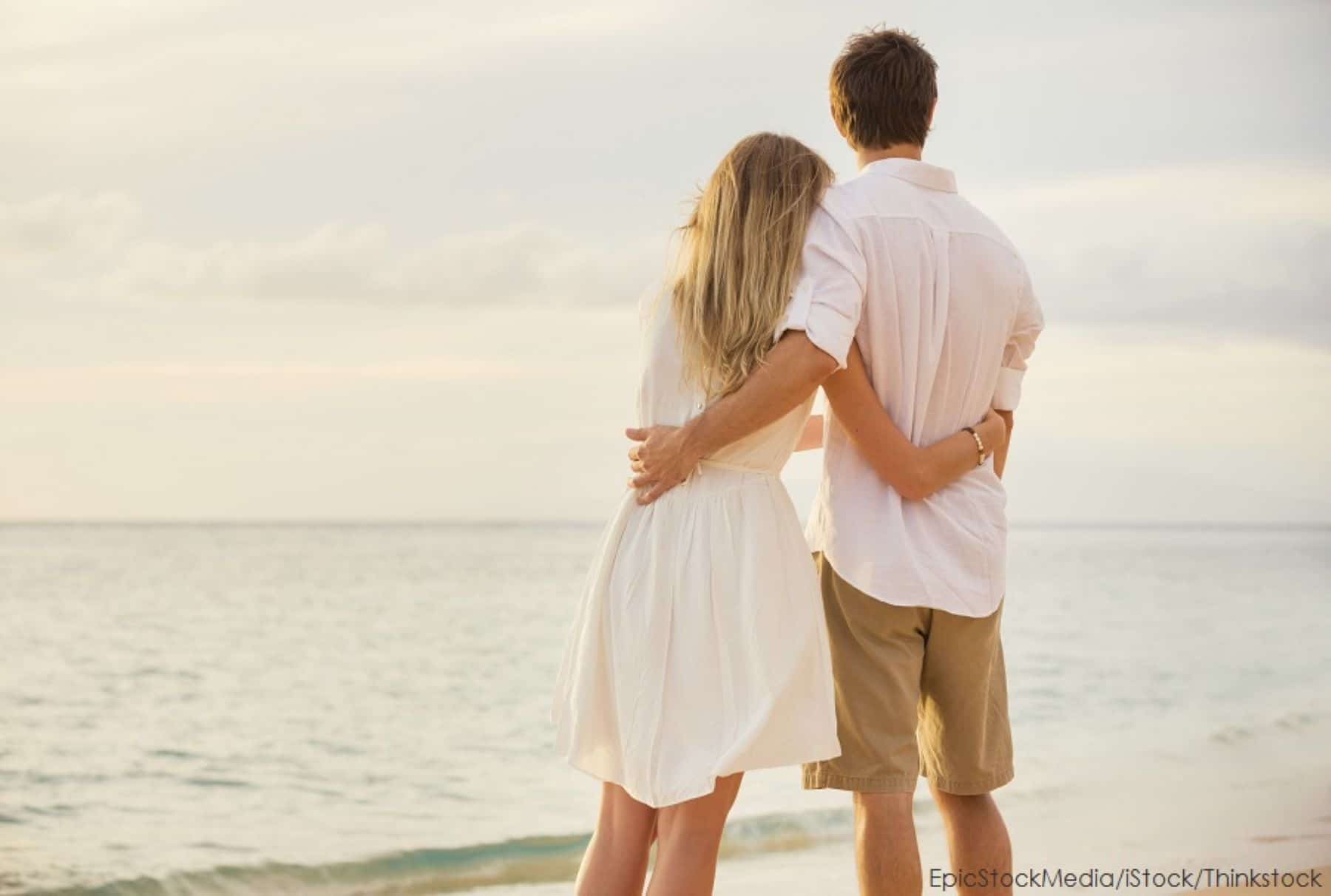 Plan the Ultimate Romantic Outer Banks Getaway | Pirate's Cove Realty