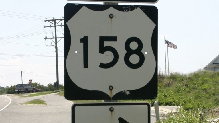 Highway 158 to Outer Banks sign
