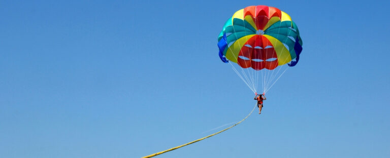 Outer Banks outdoor recreation parasailing